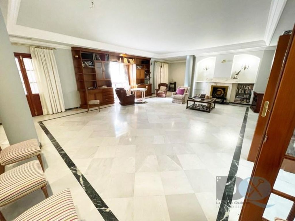 9 room luxury House for sale in Utrera, Province of Seville, Andalusia
