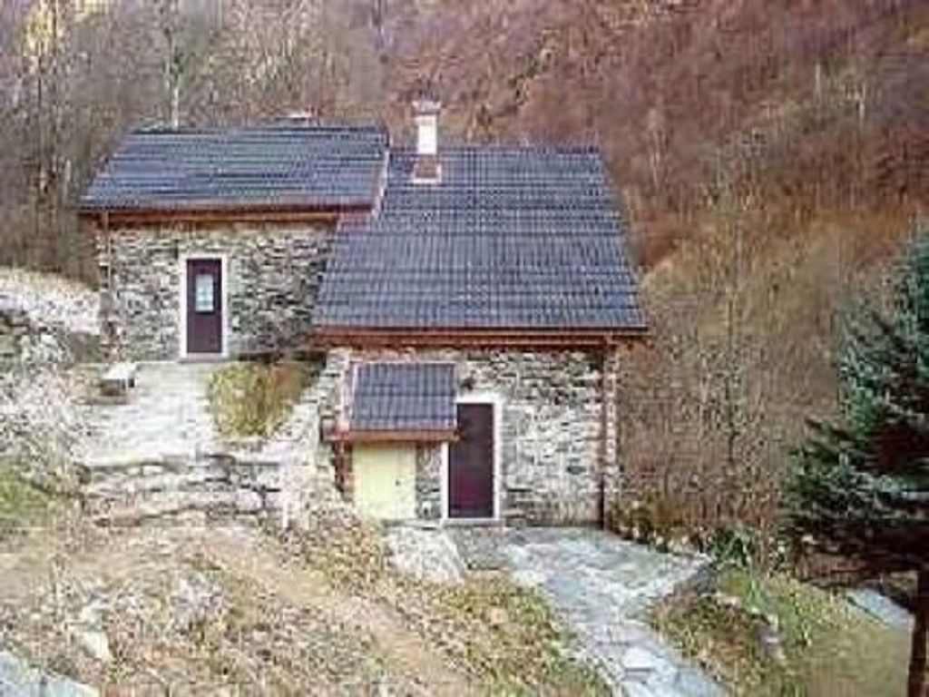 Menzonio, İsviçre, 200 m2, satılık Özel müstakil ev 33225461