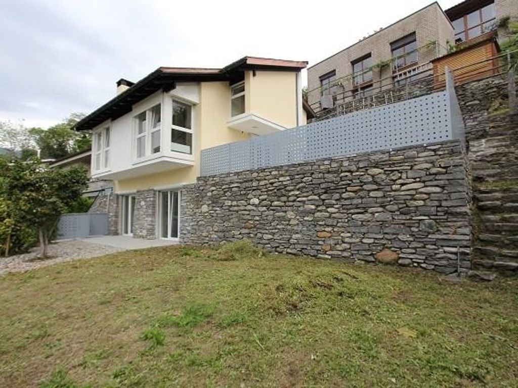 Verscio, İsviçre, 180 m2, satılık Müstakil ev 54641165