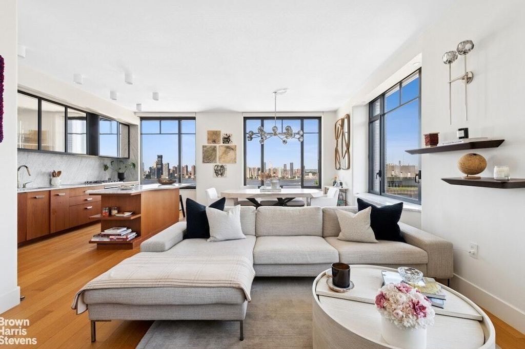 Greenwich Village Luxury Apartments preview