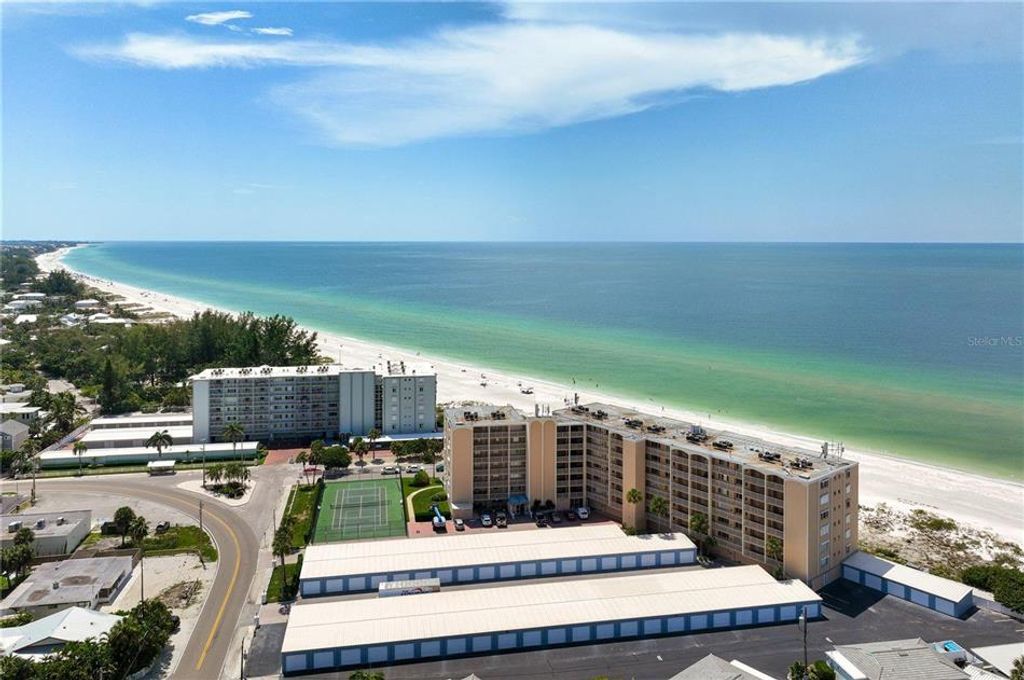 Luxury Townhouse for sale in Holmes Beach, Florida 129364969