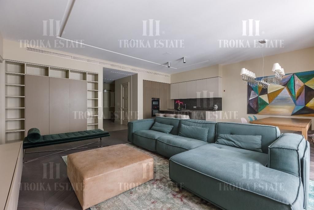 4 room luxury Apartment for sale in Москва, Береговая ул., Moscow