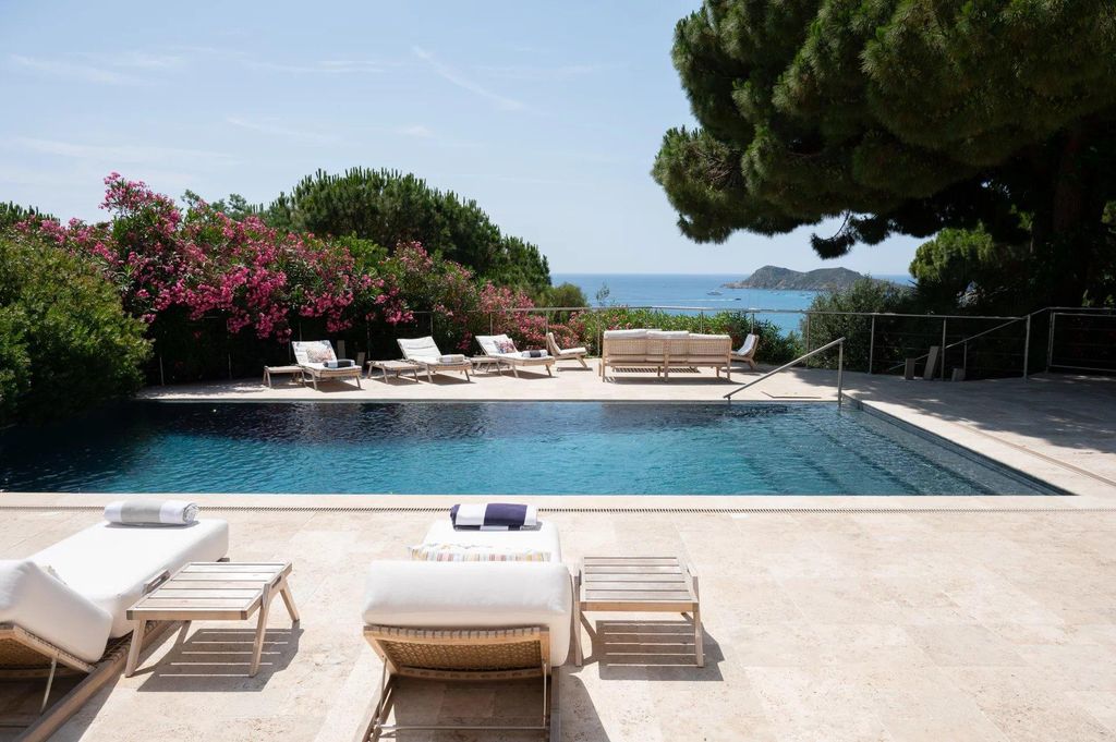11 room luxury Villa for sale in Ramatuelle, French Riviera 129054349