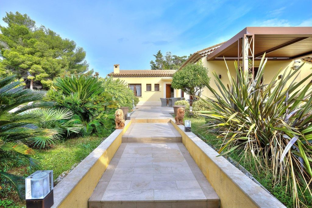 Villa De Luxe De 8 Pi ces En Vente Cap D Antibes France 128161400 villa-de-luxe-de-8-pi-ces-en-vente-cap-d-antibes-france-128161400