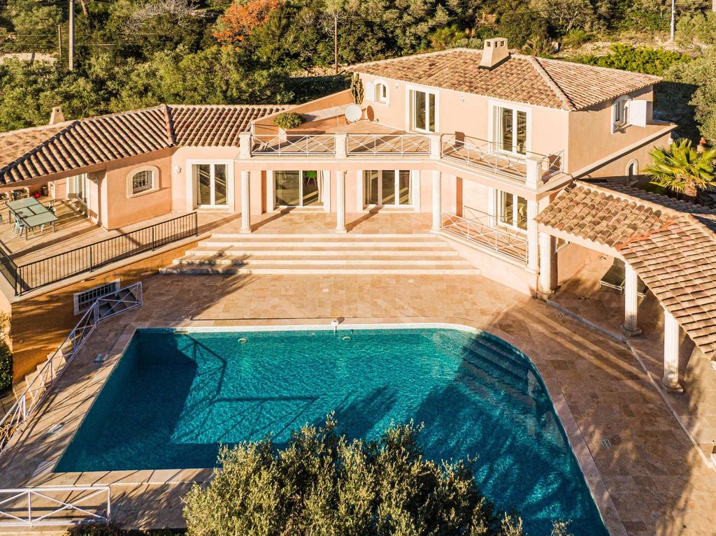 10 room luxury Villa for sale in Toulon, France 130175106