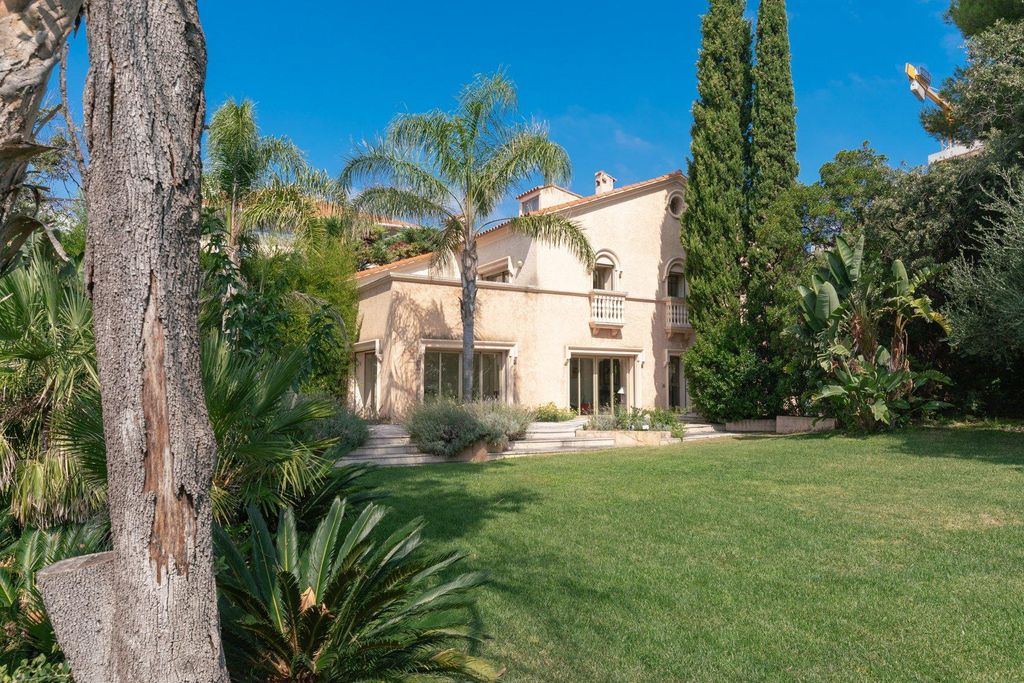6 room luxury Villa for sale in Cap d'Antibes, Antibes, French Riviera ...