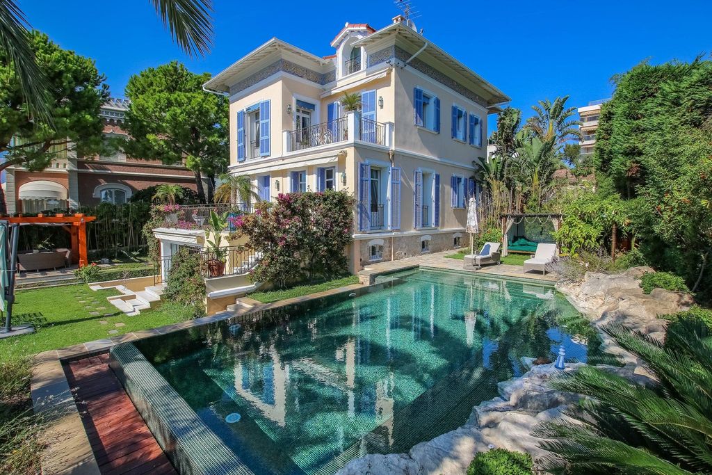 8 room luxury Villa for sale in Cap d'Antibes, Antibes, French Riviera ...