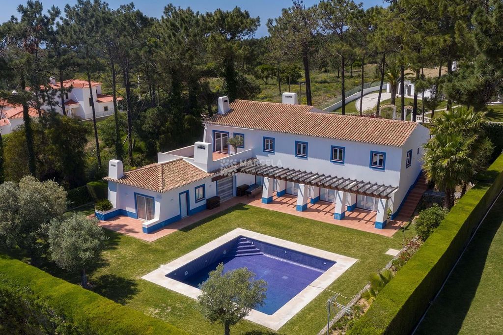 8 room luxury Hotel for sale in Aljezur, Portugal 124079745