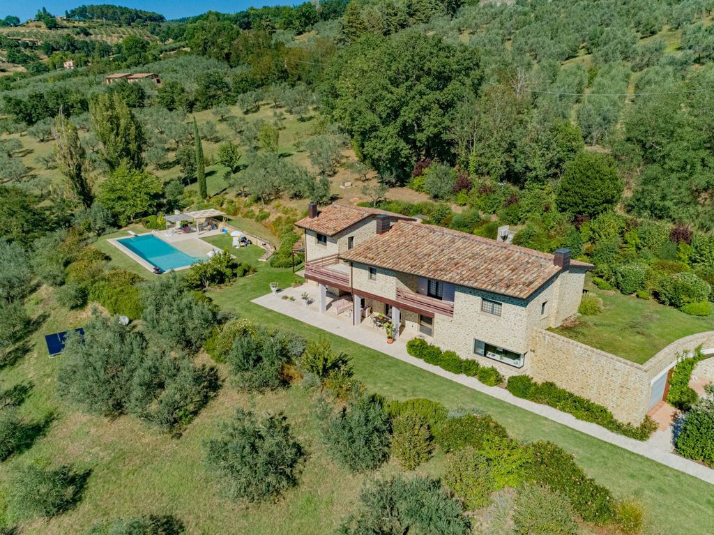 Luxury Villa for sale in Viole Assisi, Assisi, Umbria 34633821
