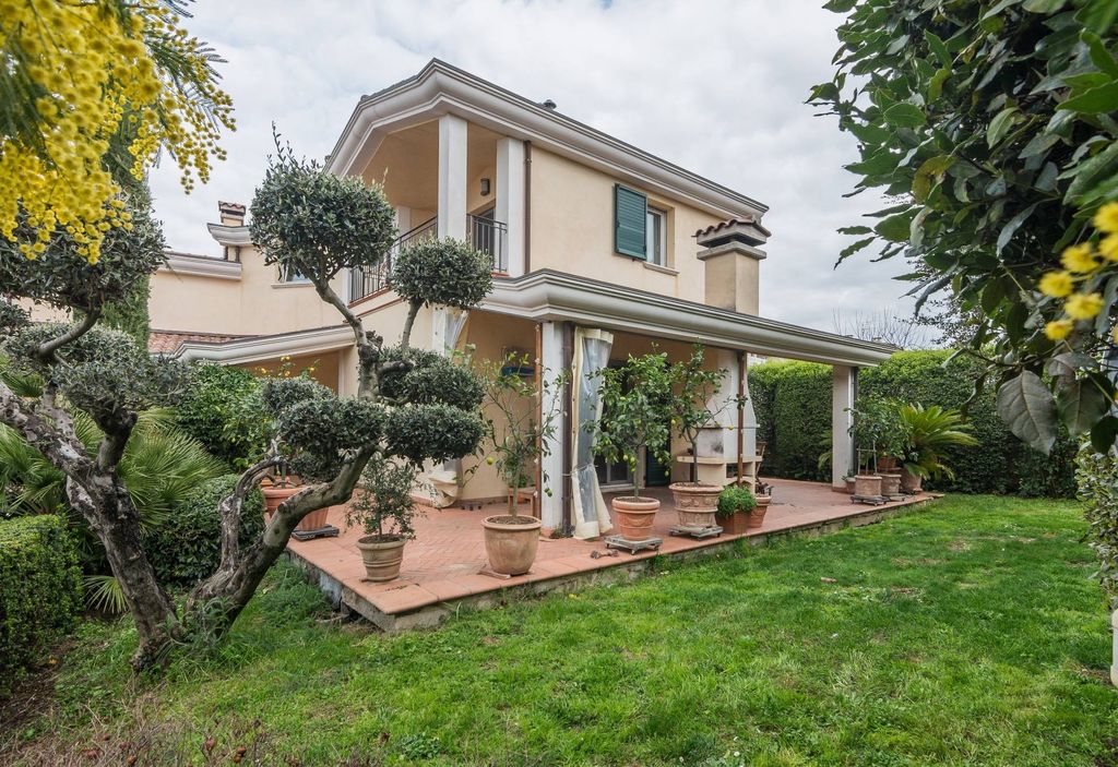 Luxuriöse 8 Zimmern - Villa zu verkaufen in Via Michele di Leonardo ...