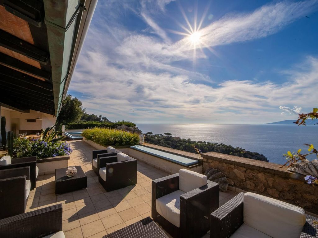 13 room luxury Villa for sale in Monte Argentario, Cala Piccola, Monte