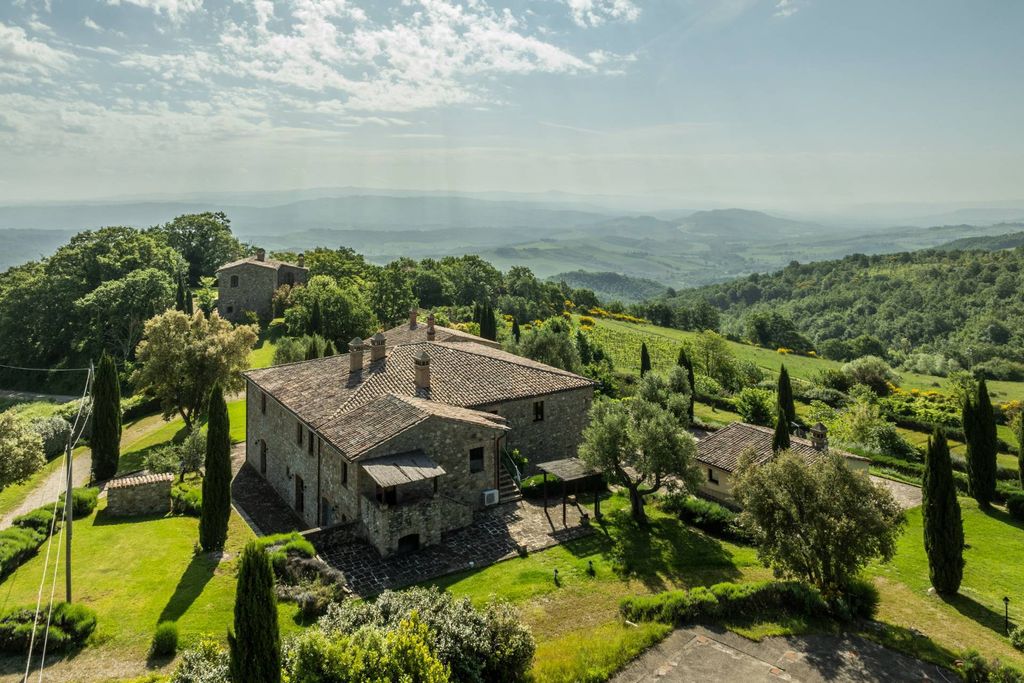 Château · Castle in Allerona