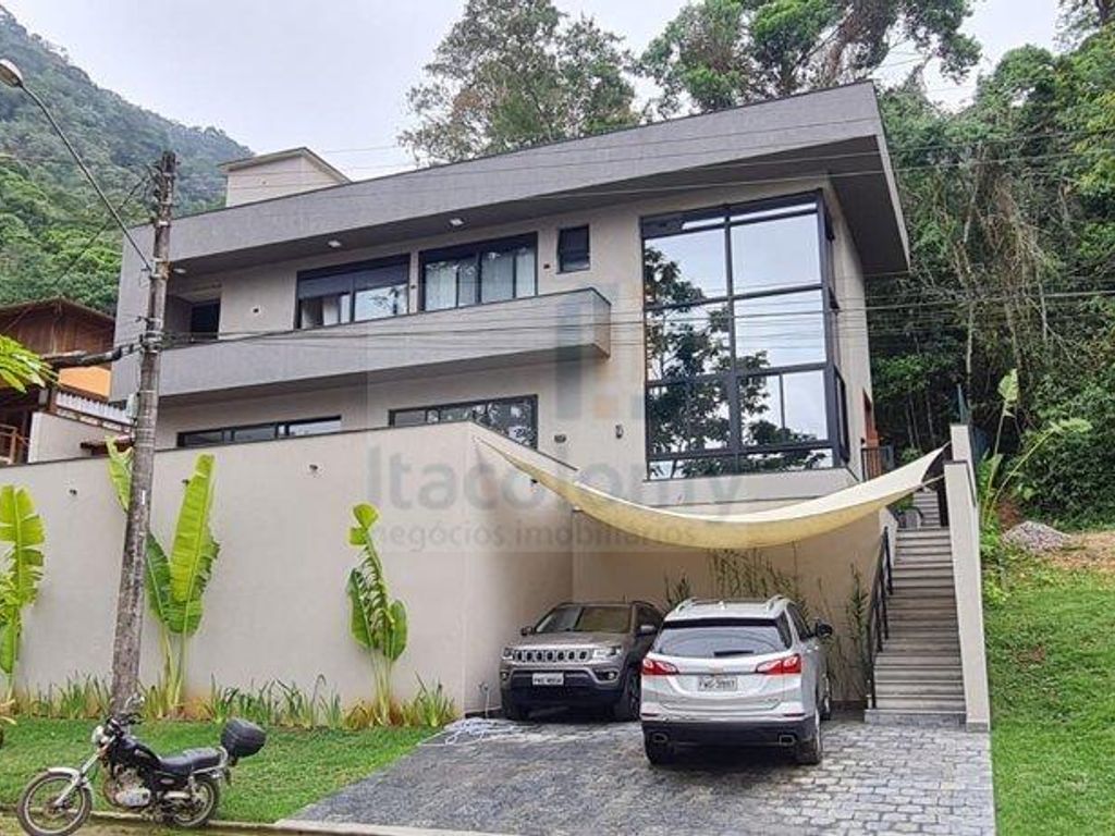 Casa de prestígio à venda Ubatuba, Estado de São Paulo