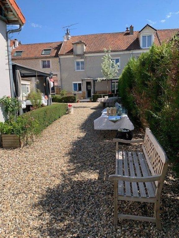 7 room luxury Villa for sale in MareuillèsMeaux, France 128547669