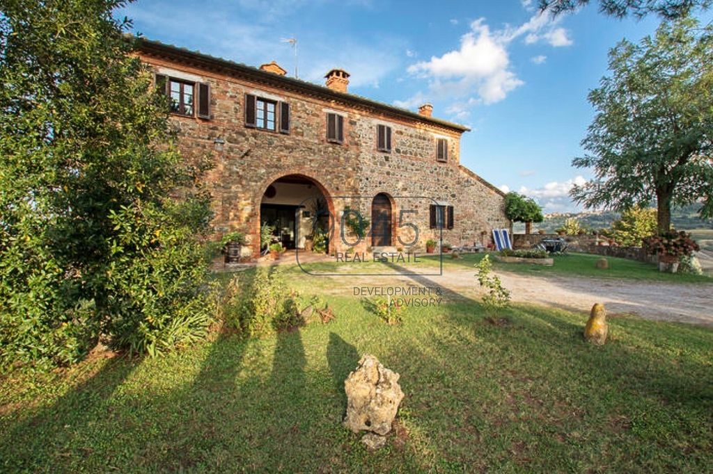 Prestigiosa casa in vendita Montepulciano, Toscana