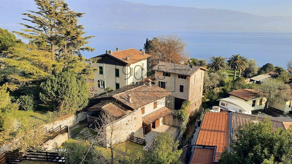 Prestigiosa casa in vendita Toscolano-Maderno, Italia