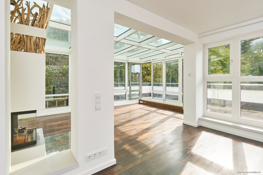 View of Marbella Luxury Apartment for Sale | $2,074,857 | 245 m2