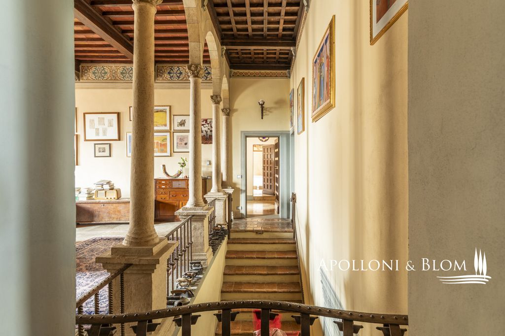 15 room luxury Apartment for sale in Via degli Innocenti, 10, San Gimignano, Tuscany - Vista 6