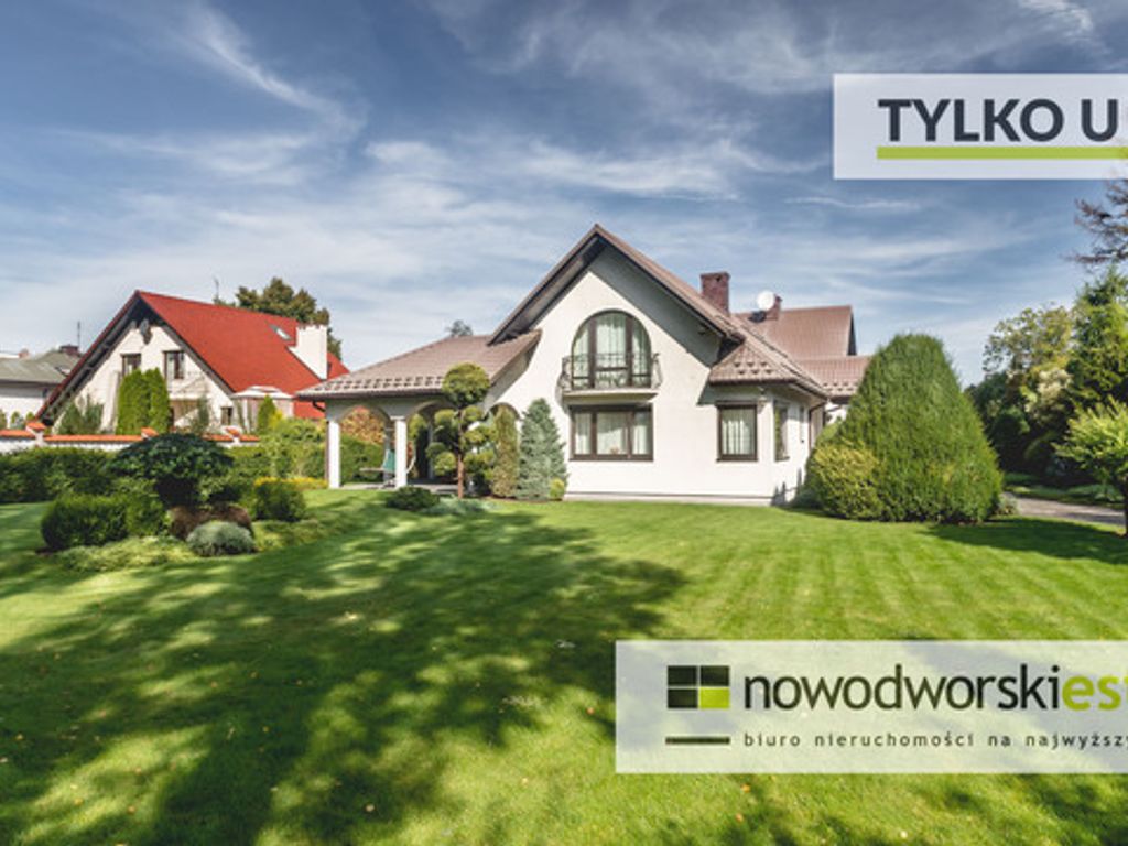 7 room luxury House for sale in Józefa Korzeniowskiego, Kraków, Lesser