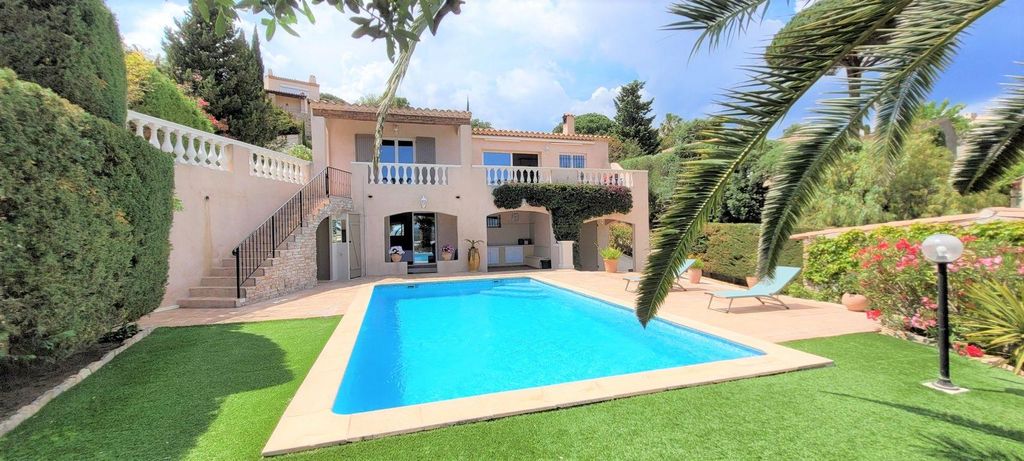 Villa De Pi Ces De Luxe En Vente Sainte Maxime France