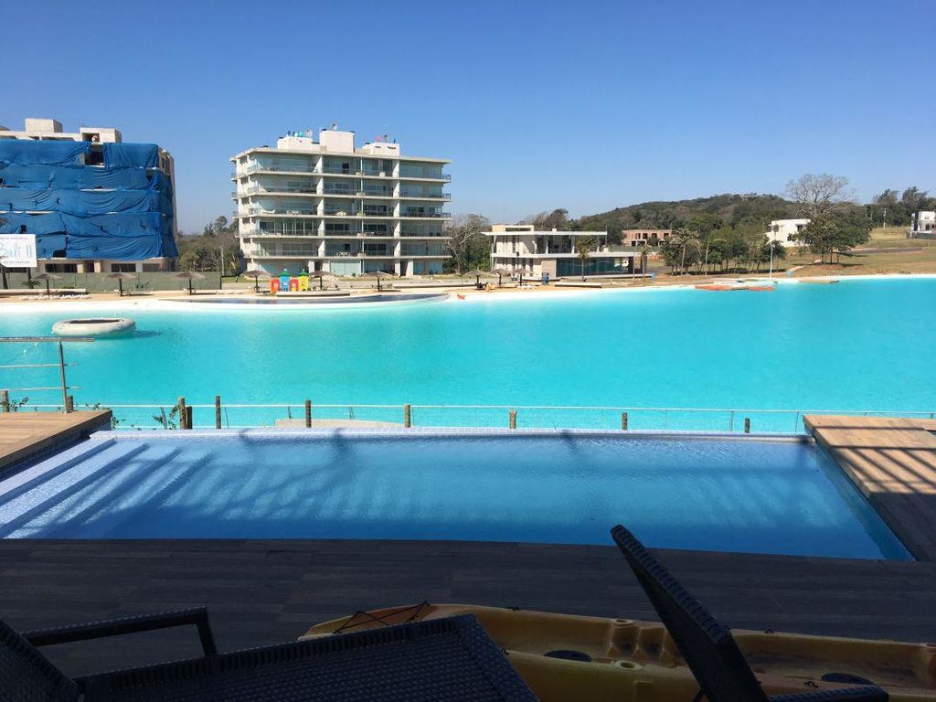 4 bedroom luxury House for sale in San Bernardino, Aqua Village, San