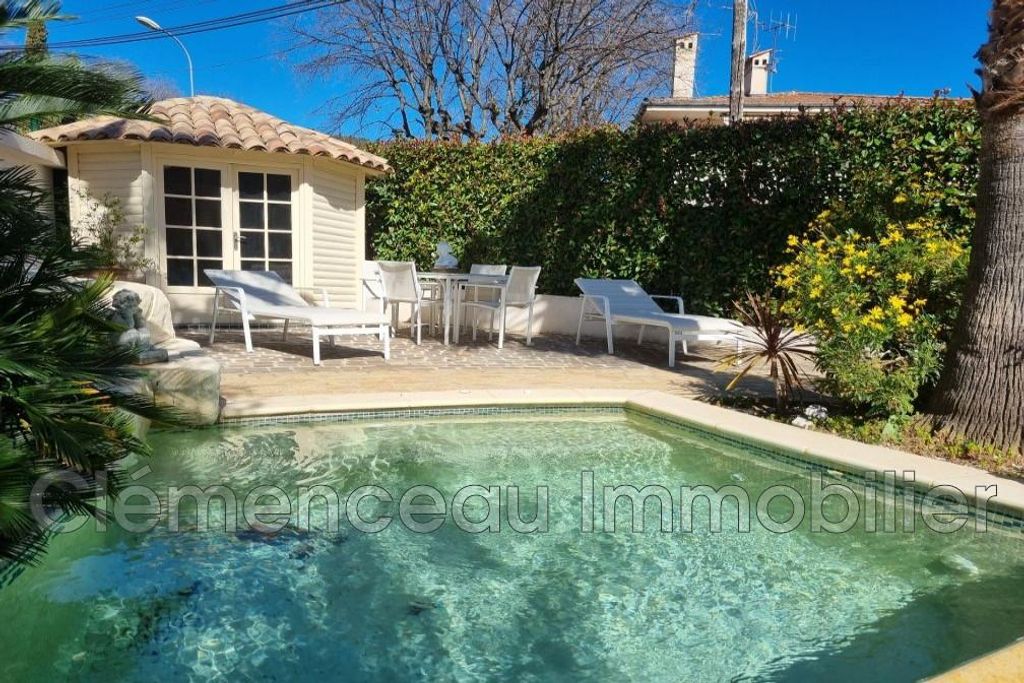 6 room luxury Villa for sale in Vence, France 128597720