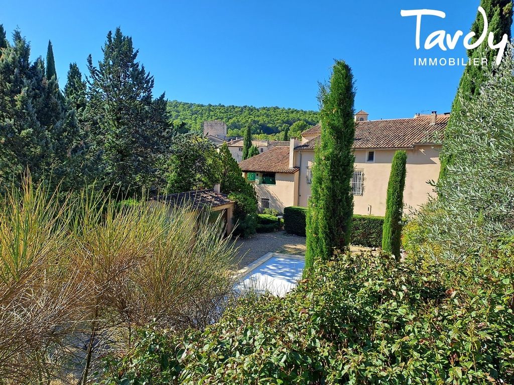 16 room luxury Villa for sale in Lourmarin, French Riviera 128027960