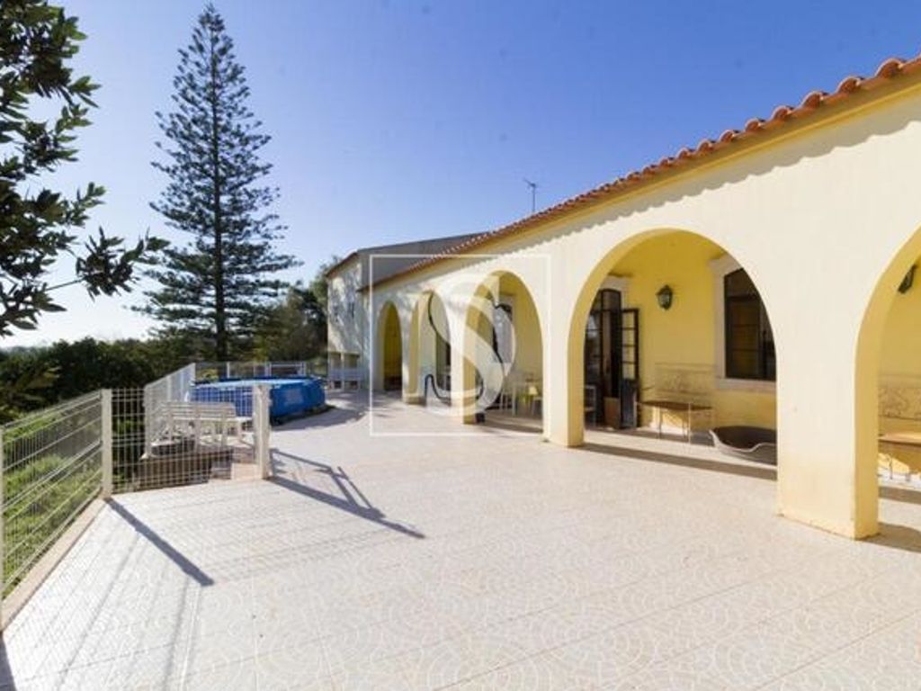 À venda Fazenda de 400 m2 São Bartolomeu de Messines, Portugal