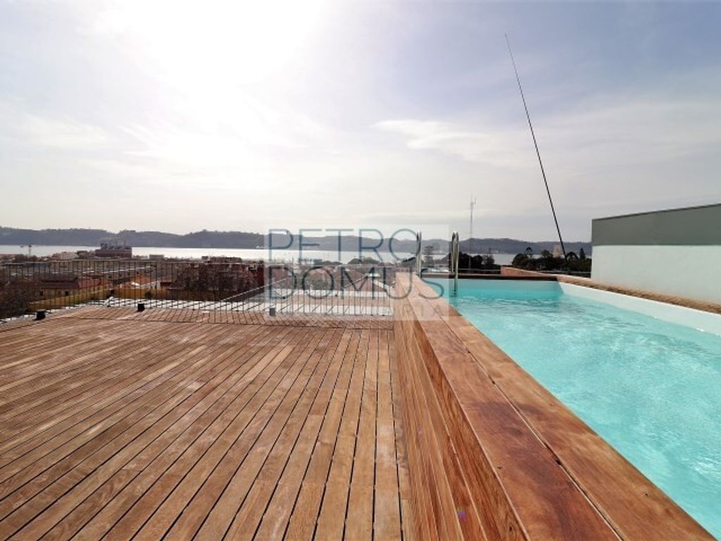 Piso de lujo de 259 m2 en venta en Belém, Portugal 128527013