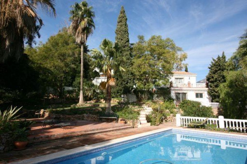 5 bedroom luxury House for sale in Frigiliana, Andalusia 96675205