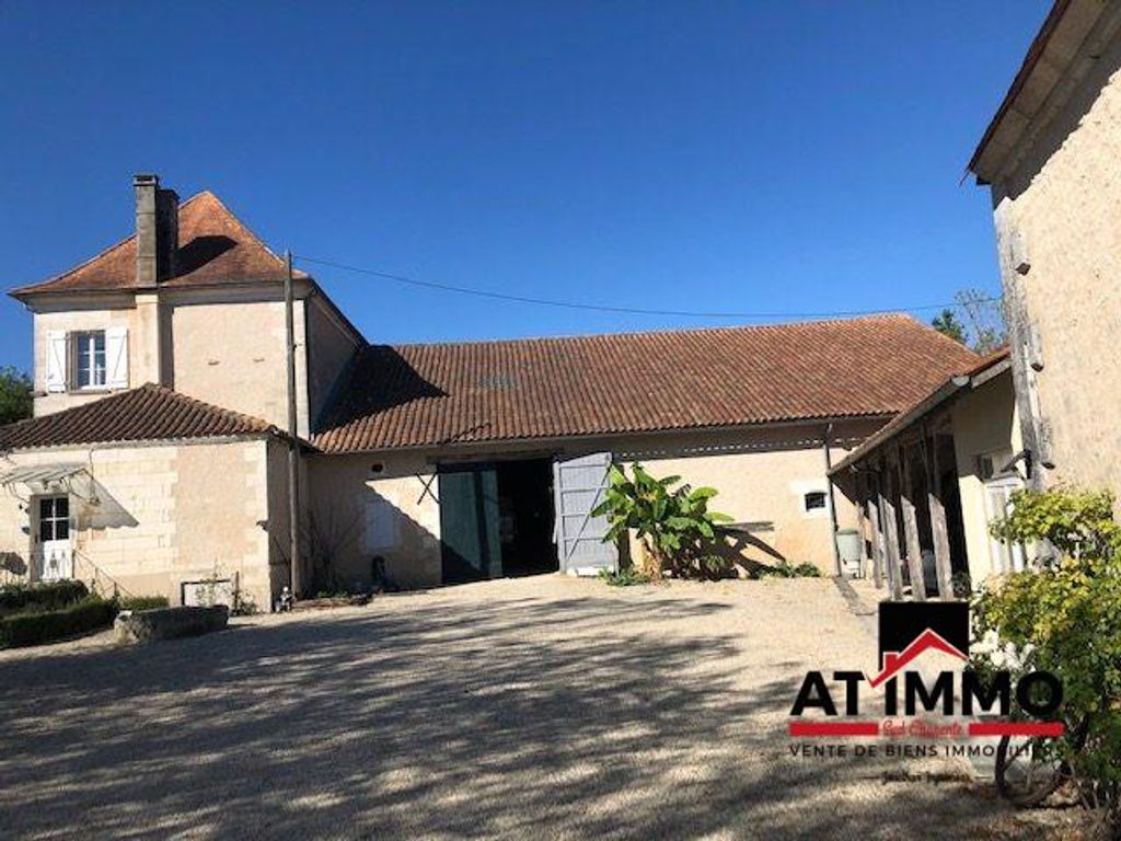 Maison de luxe en vente à BarbezieuxSaintHilaire, France 128920931