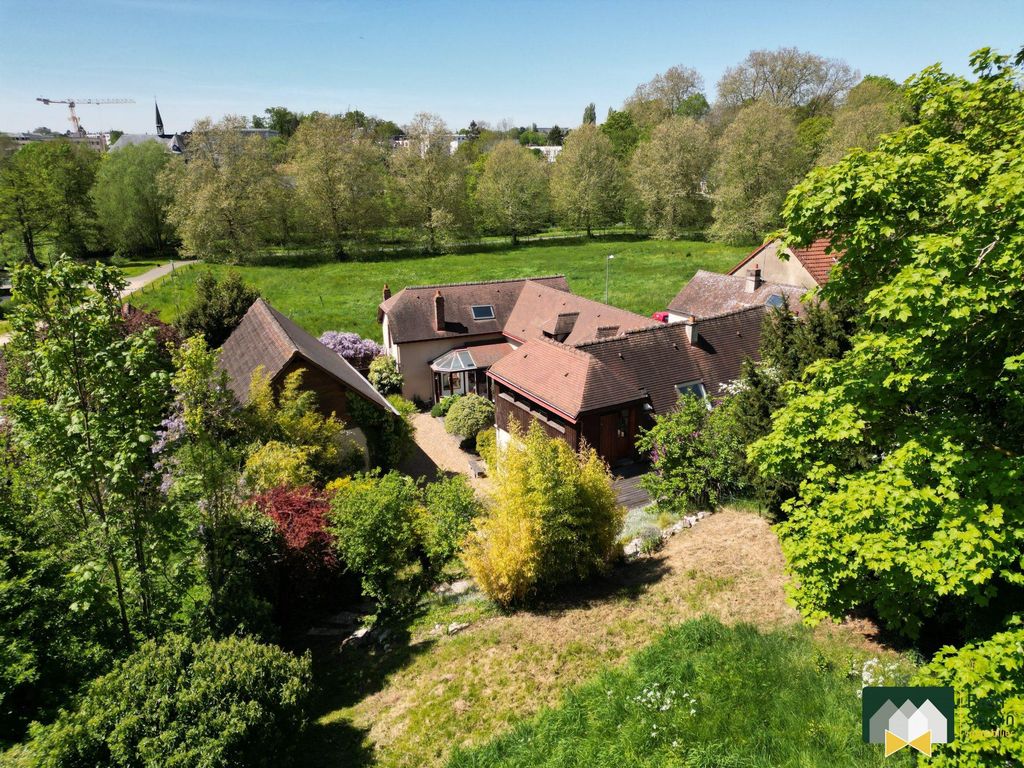 Luxury House for sale in Chartres, France 128812912