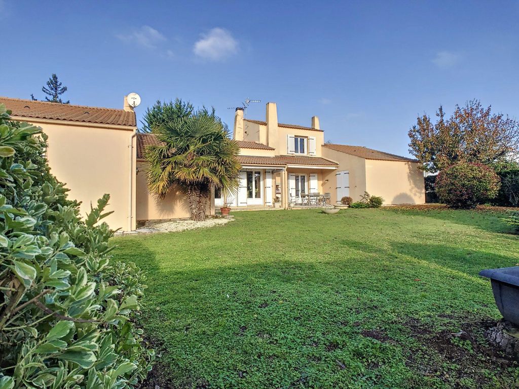 3 bedroom luxury House for sale in La Rochelle, France 129089113