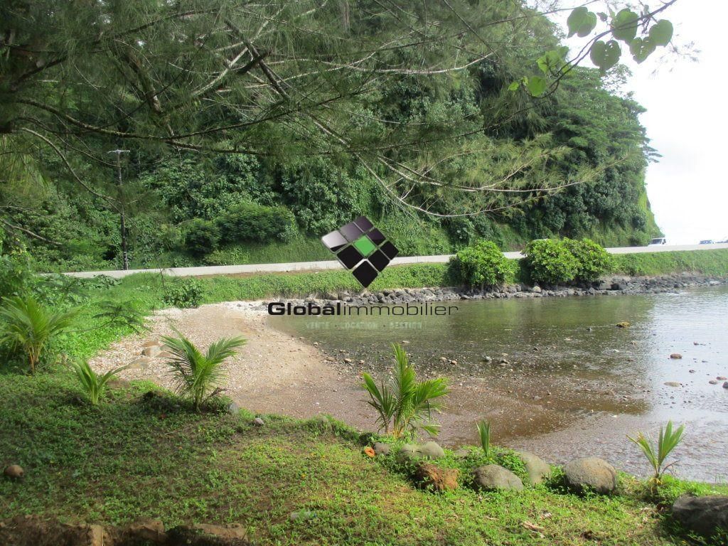 Terreno di 2431 mq in vendita Mahaena, Tahiti 129069736