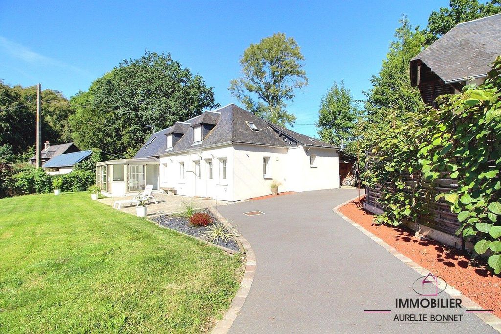 Maison de 6 pièces de luxe en vente à Lisieux, France 129260344
