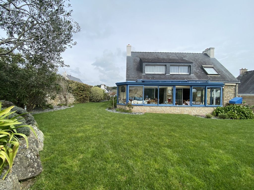 Luxury House for sale in La TrinitésurMer, France 128700144