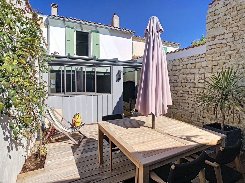 Maison de luxe de 4 pièces en vente à SainteMariedeRé, France