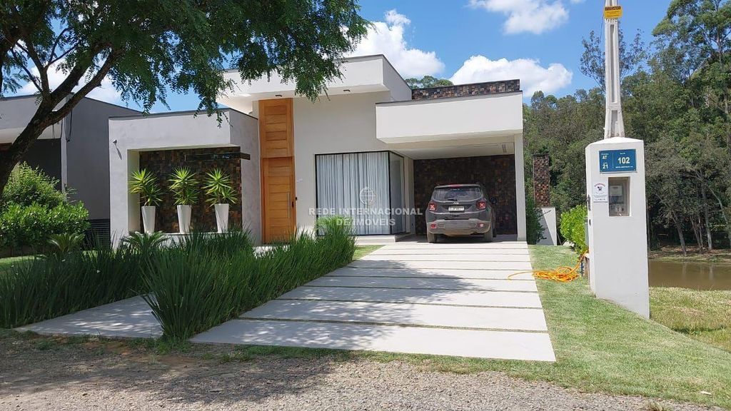 À venda Mansão de alto padrão de 280 m2, Porangaba, Brasil