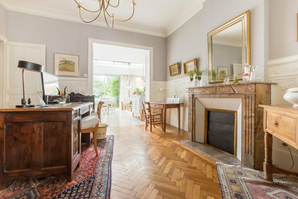 Maison de luxe en vente à Arras, France 129372505