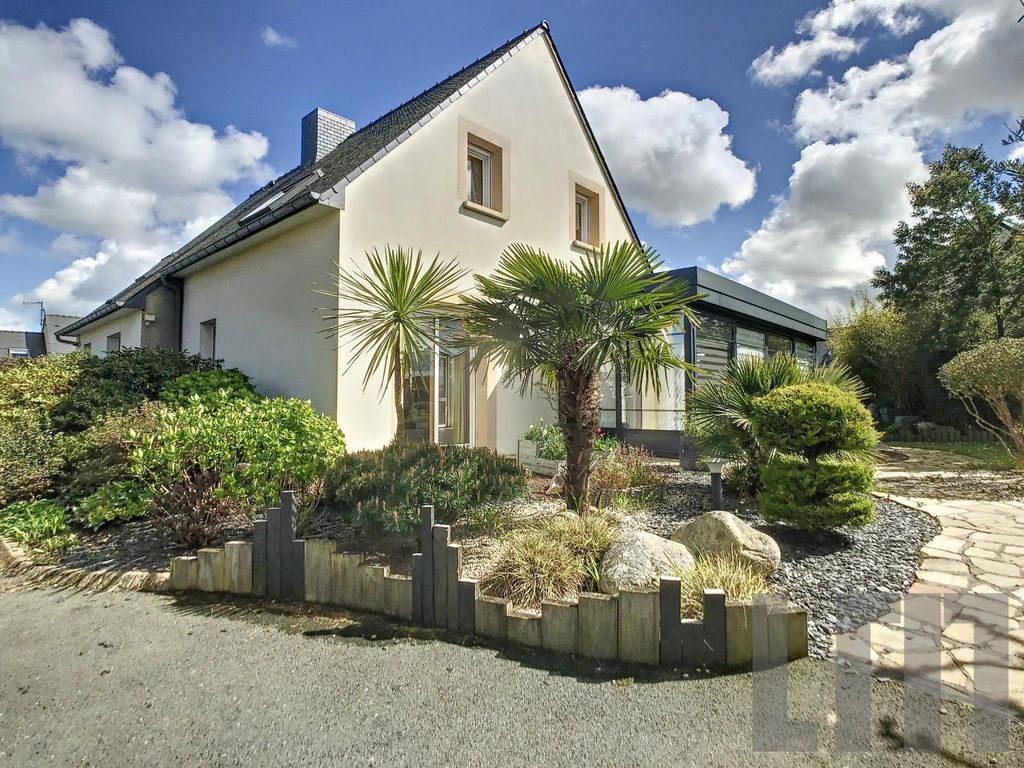 Maison de luxe de 4 chambres en vente à Paimpol, Bretagne 128753883