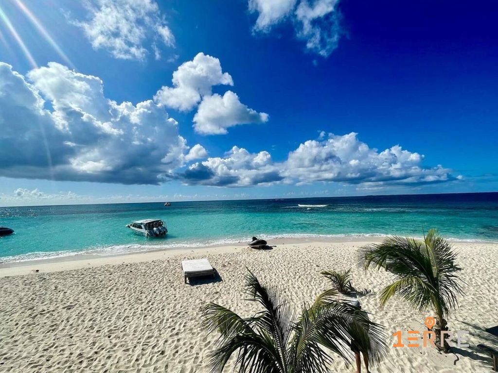 Земельный участок 2200000 м2 - Saint Martin, Остров Святого Мартина