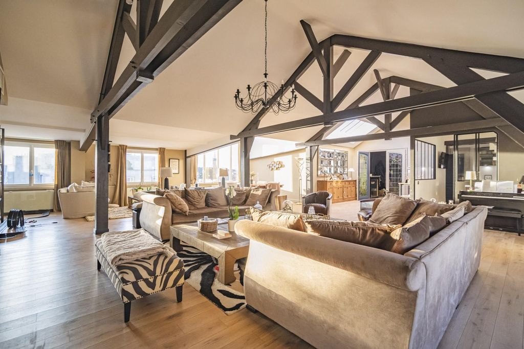 4 bedroom luxury Apartment for sale in Reims, Grand Est 129440080