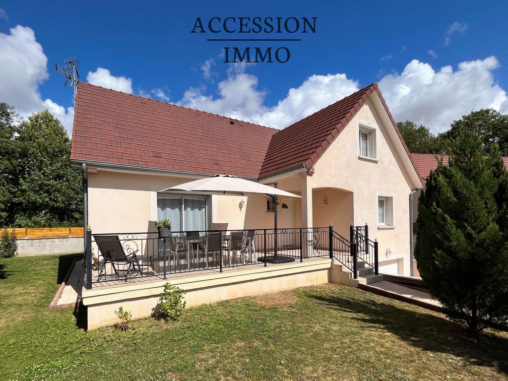 7 room luxury House for sale in Dijon,