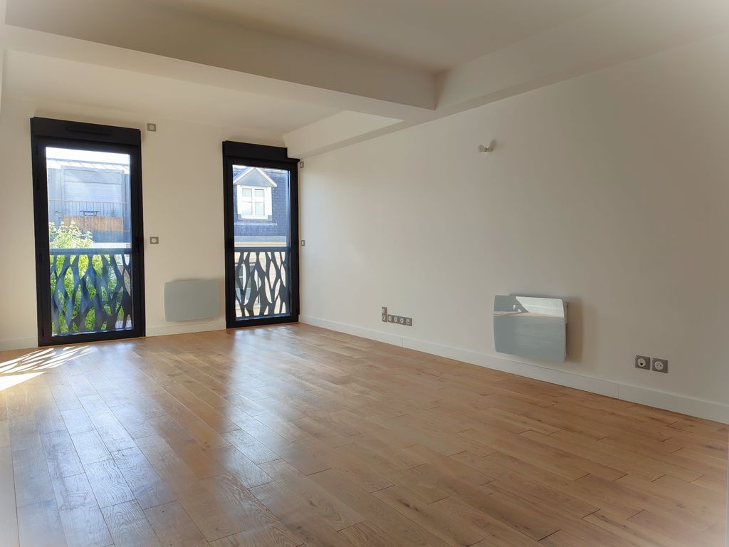 2 bedroom luxury Flat for sale in Courbevoie, France 122556205