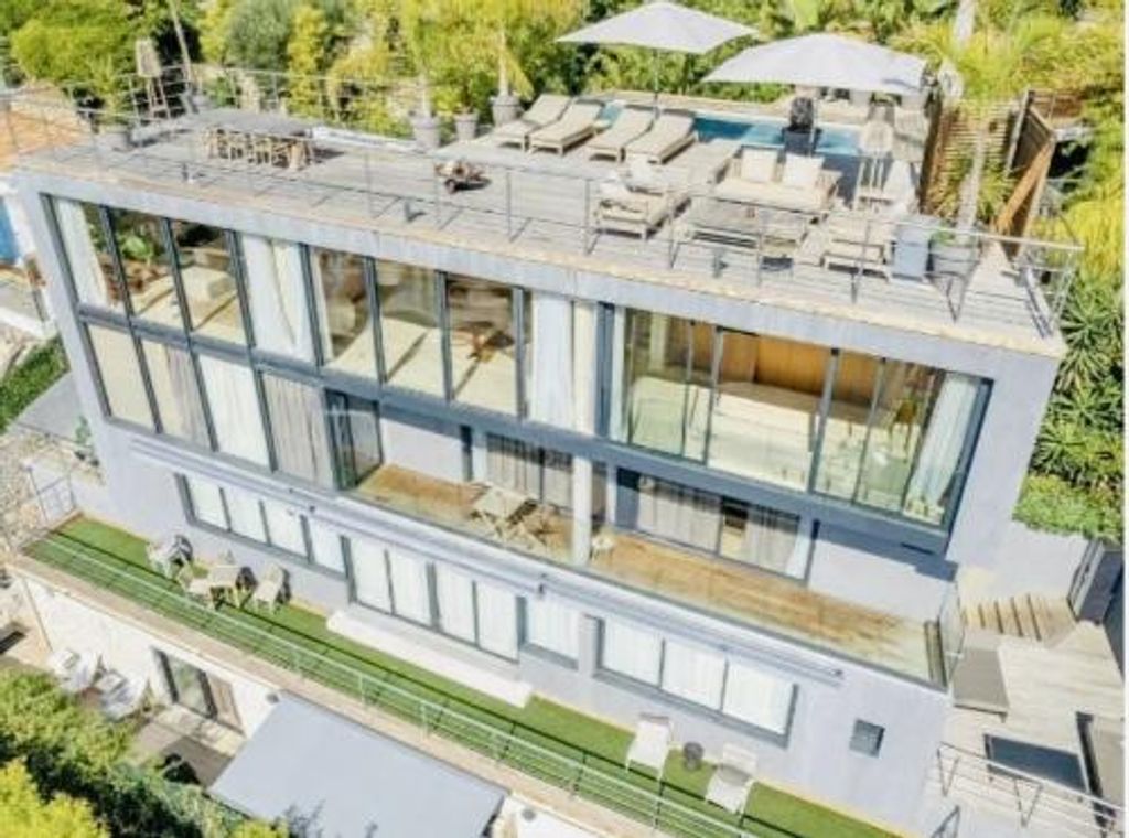 8 bedroom luxury House for sale in RoquebruneCapMartin, France