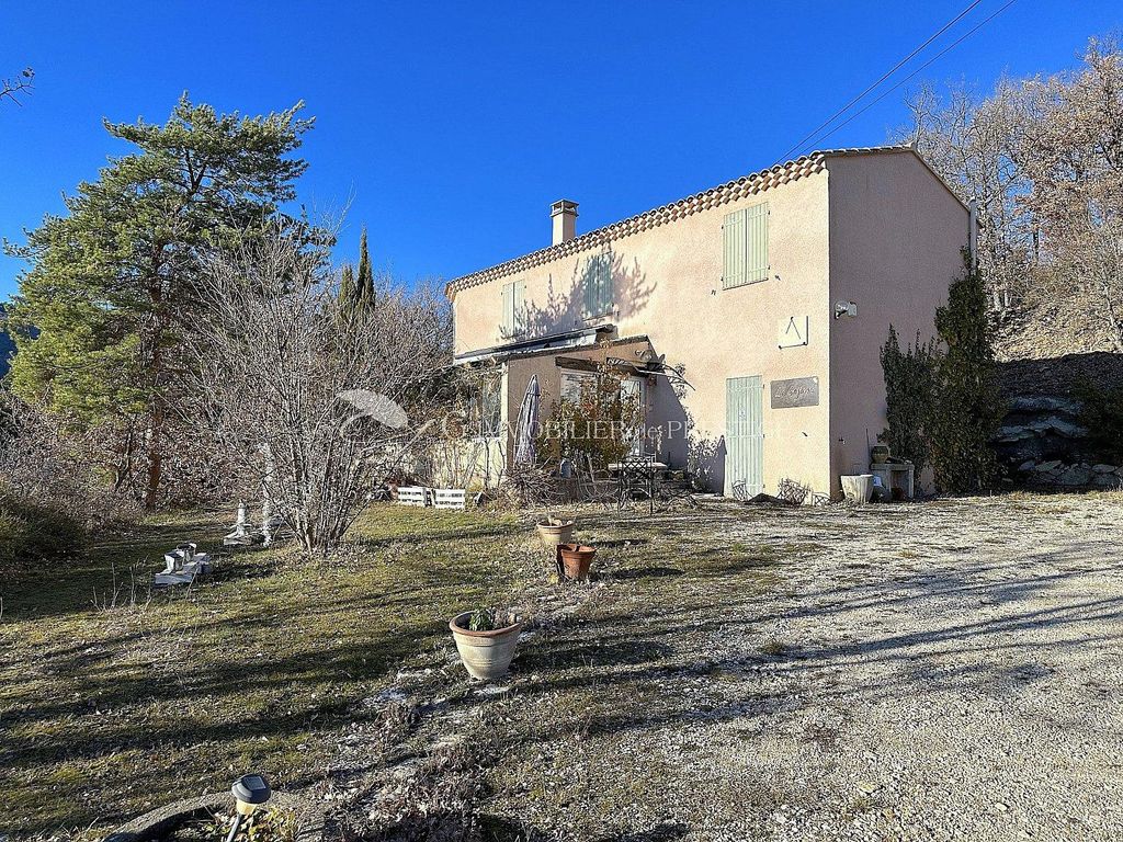 Villa de 12 pièces de luxe en vente Sault, ProvenceAlpesCôte d'Azur