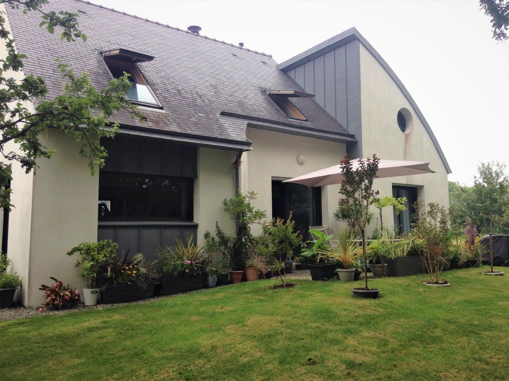 Maison de 4 chambres de luxe en vente à MoëlansurMer, Bretagne