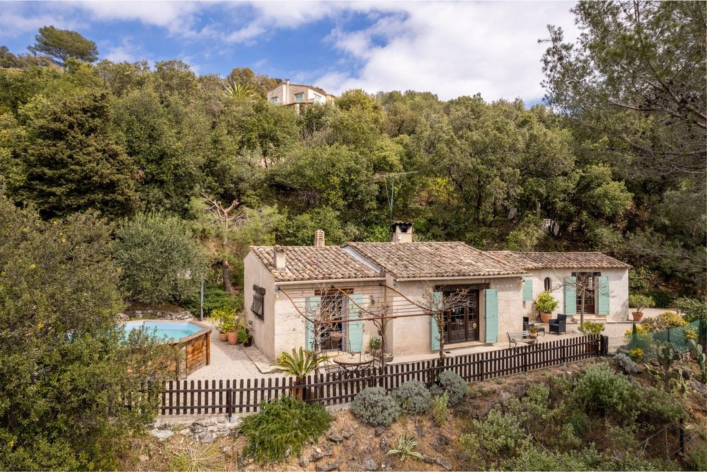 4 room luxury Villa for sale in SaintPauldeVence, France 128719763