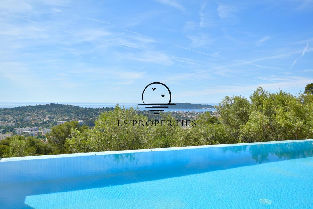 8 room luxury Villa for sale in Toulon, French Riviera 128623976