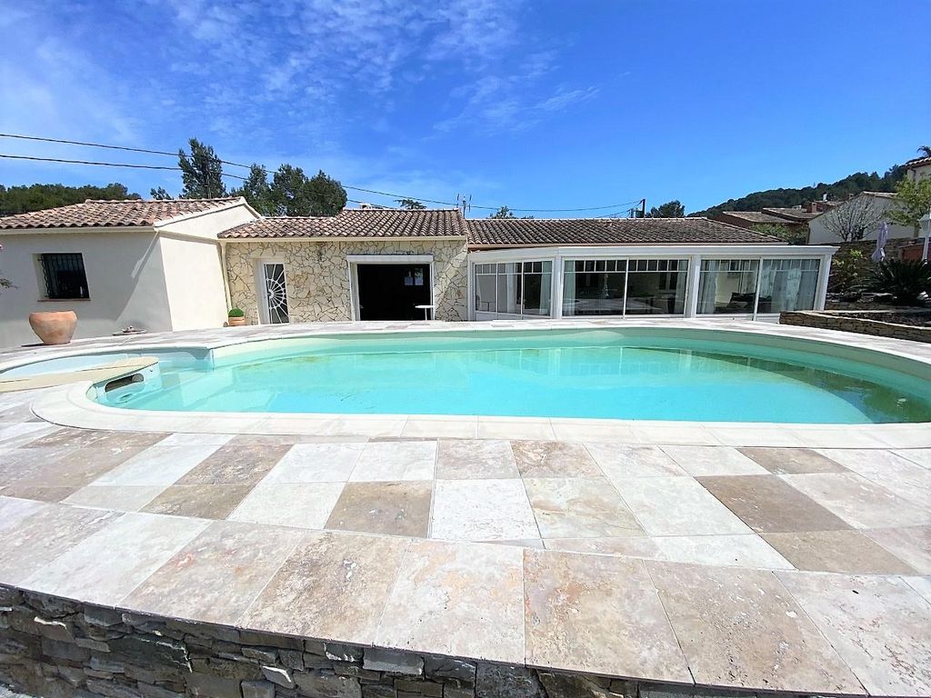 Villa de luxe de 6 pièces en vente PierrefeuduVar, ProvenceAlpes